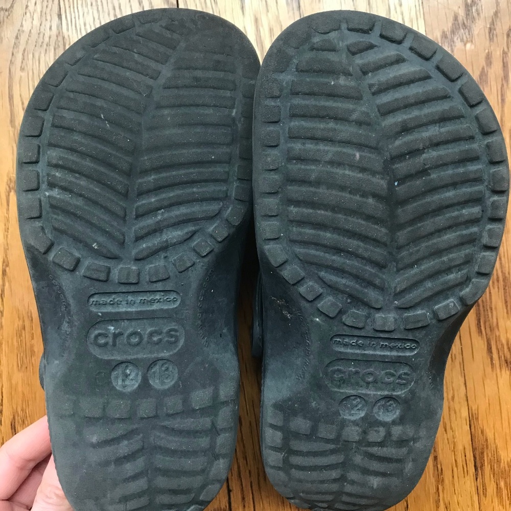 CROCS classic clog, kids size 12/13 - Picture 4 of 4